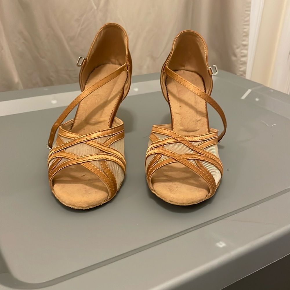 Size 9 ballroom shoes